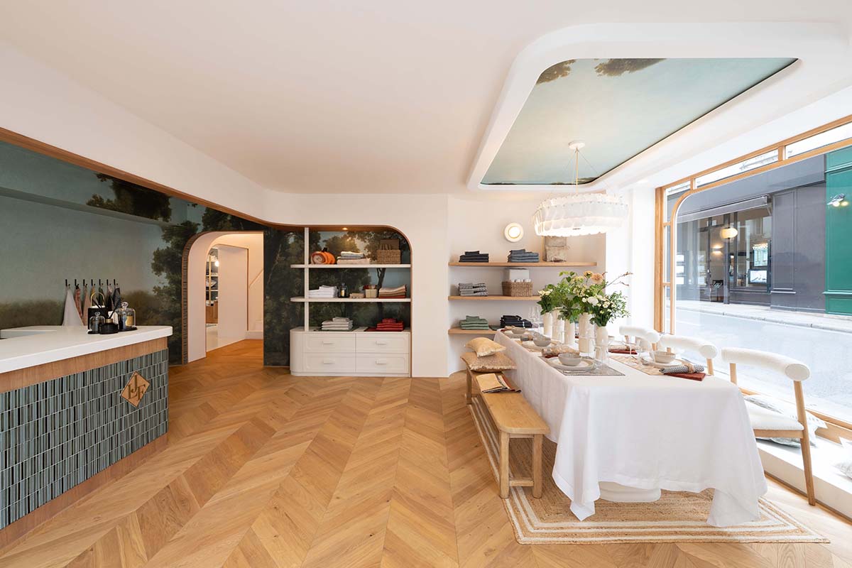 Interno di una boutique Le Jacquard Français